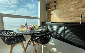 Ap Frente Mar Com Ar-Condicionado E Varanda Gourmet